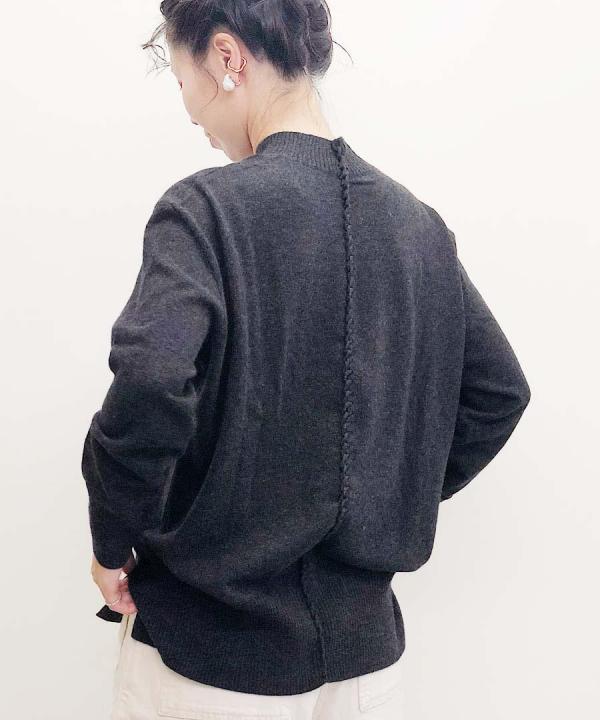 ホワイトカシミヤ・横編ニットプルオーバー