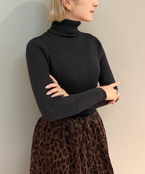 コットンリブニット　タートルネック