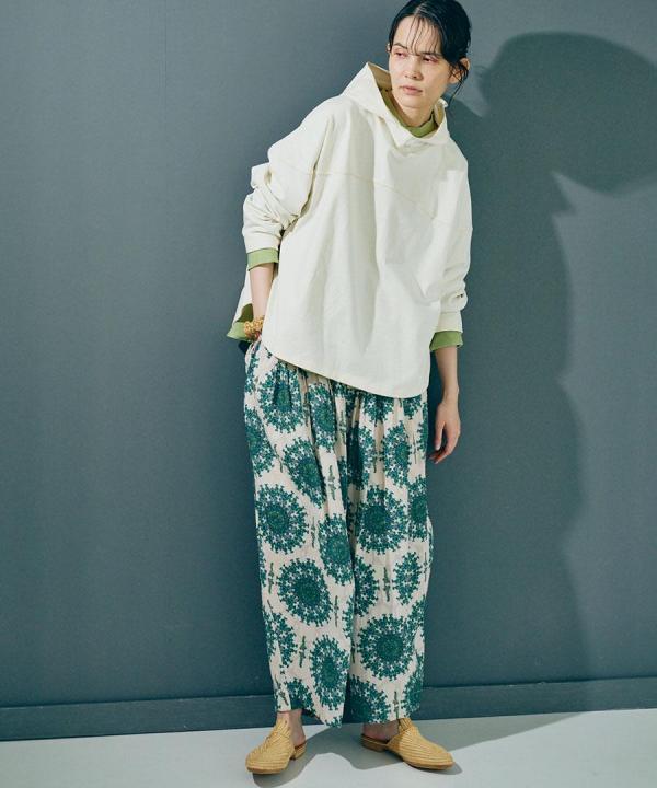 カットジャガードプリント　ピンタックパンツ