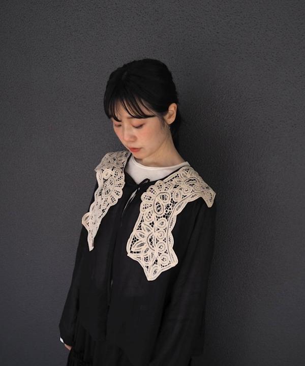batten collar parts blouse