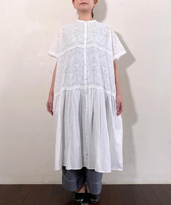 カットワーク刺繍 ワンピース