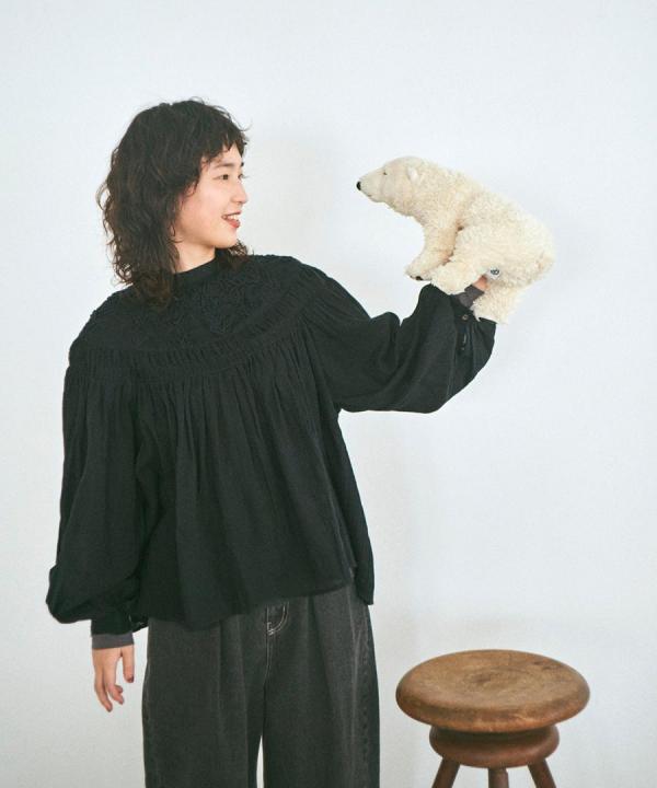 ハンド刺繍コットンモス　プルオーバー