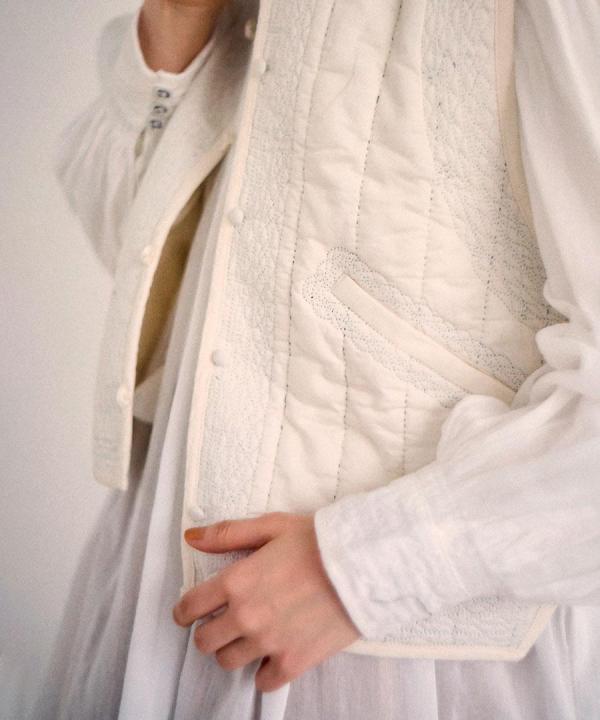 コットンサテンキルト　ベスト