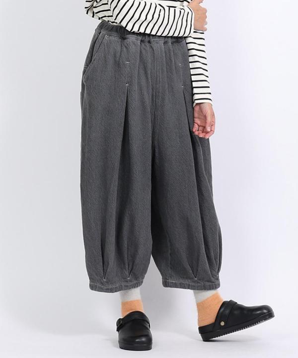 スラブヤーンデニム　タックパンツ