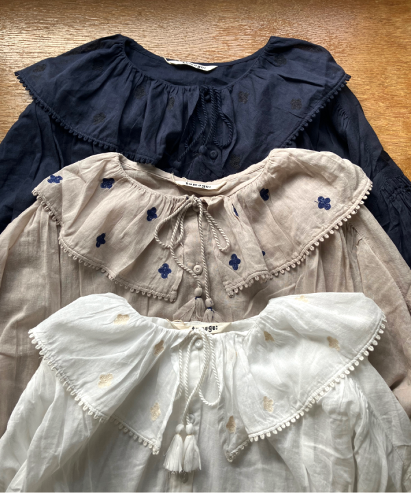 カディコットン刺繡　ブラウス