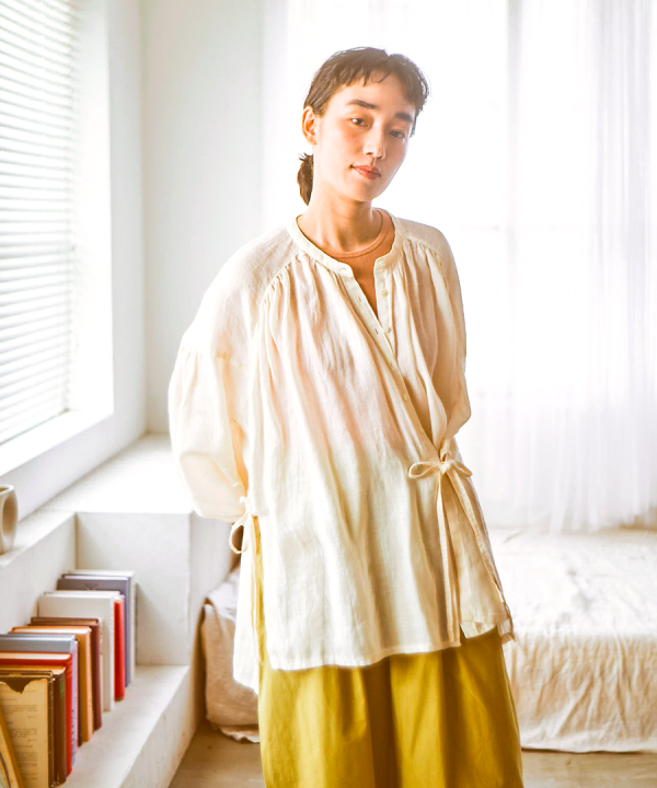 ラミーテンセルツイル　サイドリボンブラウス