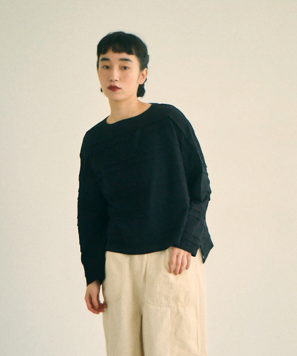 スカラップボーダージャガード　ボートネックワイドプルオーバー