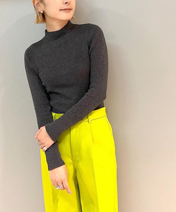 コットンリブニット　ハイネック長袖