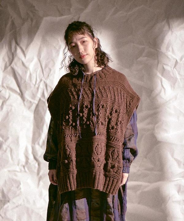 ロービングウール編み地ミックス　ビッグベスト