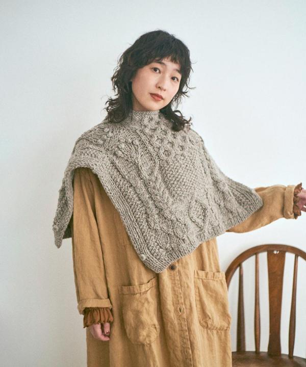 ロービングウール ケープベスト