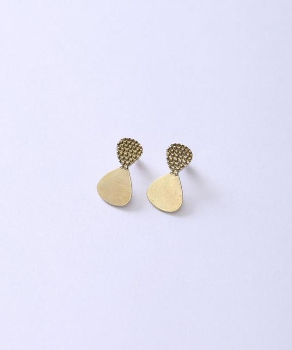 ribbon ピアス/真鍮