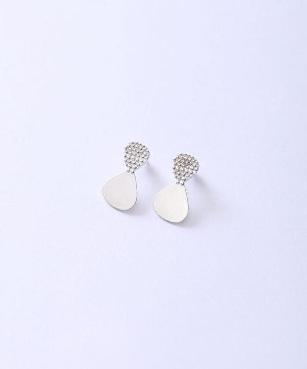 ribbon ピアス/シルバー