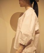 LANTERN SLEEVE　SHIRT