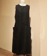 オフューカスドレス