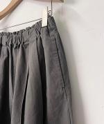 コンパクトウェザーコクーンパンツ