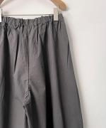 コンパクトウェザーコクーンパンツ