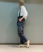サスペンダー付きテーパードパンツ