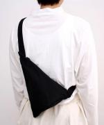 isosceles triangle ニトウヘンサンカクケイ/サコッシュ/ショルダーバッグ