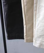 クラシックチノ　テーパードパンツ