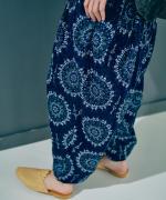 カットジャガードプリント　ピンタックパンツ