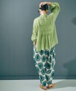 カットジャガードプリント　ピンタックパンツ