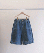 ストレートデニム　ハーフパンツ