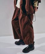 コンパクトギャバ　パンツ