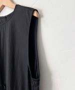 SWITCHING GATHER FRILL NO SLEEVE ONE PIECE