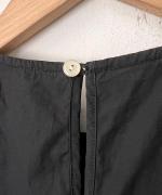 SWITCHING GATHER FRILL NO SLEEVE ONE PIECE