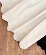 ANTIQUE SCALLOPED LACE GATHER SKIRT "trois"