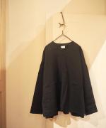 ROUND COLLAR MODERNIST BLOUSE