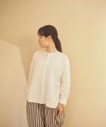ROUND COLLAR MODERNIST BLOUSE