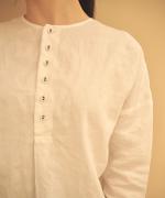 ROUND COLLAR MODERNIST BLOUSE