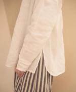 ROUND COLLAR MODERNIST BLOUSE