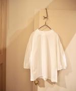 GATHER SLEEVE MODERNIST BLOUSE