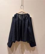 batten collar parts blouse
