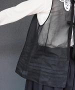 collage organdy gilet