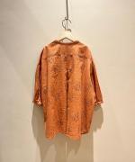 KYU-KONプリント　ピンタックブラウス