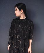 KYU-KONプリント　ピンタックブラウス