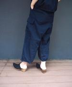 コットンリネンスラブデニム　カーゴパンツ