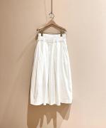 コットンリネンスラブデニム　タックスカート