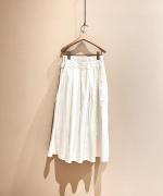 コットンリネンスラブデニム　タックスカート