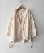 60キャンブリック フリルブラウス