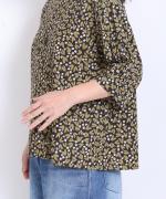 フラワープリント　6分袖ブラウス