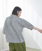 フラワープリント　6分袖ブラウス