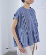 コットンシャンブレーランダムタックブラウス