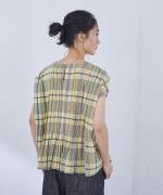コットンシャンブレー&マドラスチェック　ランダムタックブラウス