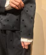 ウーリービエラドット　ジャケット