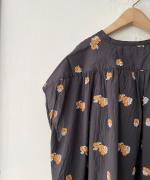 カットジャガード(パンジー)　フレンチブラウス