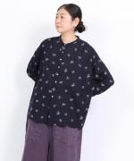 カットジャガード　スタンドカラーブラウス